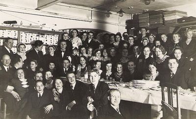 Fürst Isaak - buttons factory "Merkur"
Keywords: Andre Furst