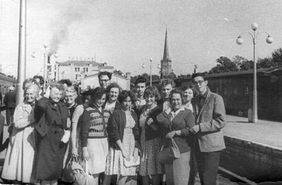 At Balti jaam (railway station) in 1962
Farewell to Mark Rybak, who is leaving to study in Moscow University.
Left to right: Margarete (Grete) Elian, Ida Schapiro (Usvanski), Raja Drabkin (Feinstein), Avigail Razkovski (Levitin), Gesse Seidelson (Saltsman), Aleksandr Kan, Olga Kan (Kan), Rina Holm (Luvistsuk, nee Serman), Jusef Luvistsuk, Beata Rosenblum (Gens), Anatoli Gorbunov, Ruth Rybak (Goldman), Tamara Ditman, Mark Rybak
