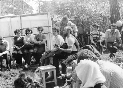 1984 - Jewish song festival near Riga (~1984)
With guitar - Boris Judeikin from Estonia. Sitting and standing near him - Judith and Fima Solovei from Riga,
