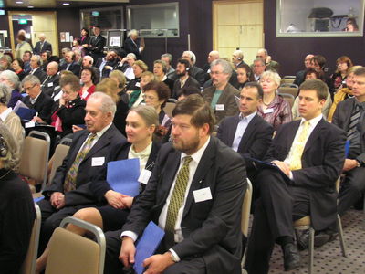 j General view of the Conference
