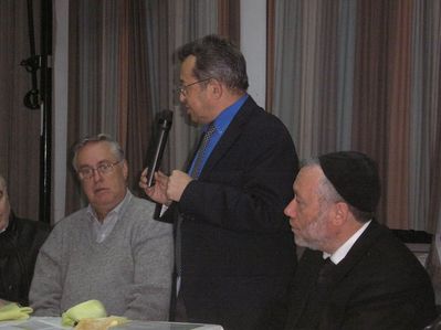m4
Left to right: Mark Rybak - the director of Estonian Jewish museum; Eli Valk - the chairman of the Latvian-Estonian association in Israel; Shmuel Lazikin - the first chairman of the re-born Estonian Jewish community
