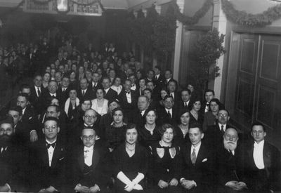 1934-3-24 - 50 Jubilee
Left to right.
Second row: ?, Julius Gens, ?, Bertha Gens (Maltinski)
First row: Rabbi Mostovski, Blumenfeld, G. Aisenstadt, ?, Rosa Glikman, Abram Glikman, Jakobson, ?
