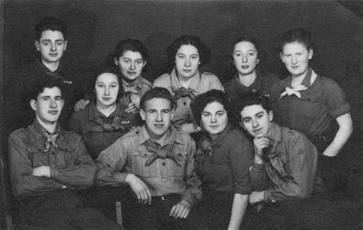 Valga  Hashomer group
Left to right:
Sitting: Abi Zeider, Jakov Fell, Ella Musikant, Avigdor Teitelbaum
Standing: Meische Berner, Berta Gurevitsch, Atsi Berner, Sore Schames, Chane Abramovitsch, Schoine Teitelbaum
