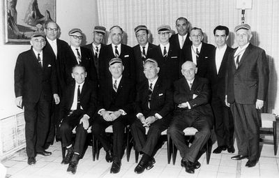 Hashmonei in Israel
Left to right.
Sitting: Max Boruhov, ?, Mischa Bakscht, Abram Levitan (Levitin)
Standing: ?, ?, Boris Krigman, ?, Avram Nave (Neuschloss), ?, ?, ?, David Gerschanovitsch, Jacov Levitan (Levitin)  
