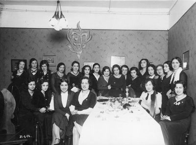 31/1/1932 gathering

