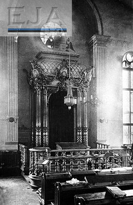 Tartu Great synagogue - interior
Aron Ha'Kodesh in the Great Synagogue of Tartu. This picture was taken at 2/9/1941 already under nazi occupation.

