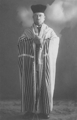 Neiach - "a reiter Hazan" - 1939
