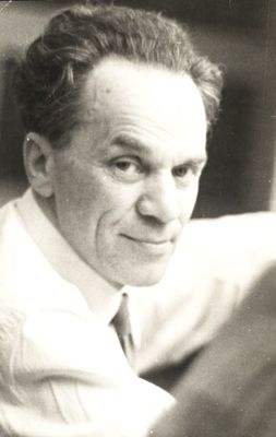 Sholem Lev Minkov (1905-1978)
Ljeva Minkov - the head of the Jewish community in Tallinn
Keywords: [M]