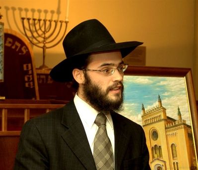 Estonian Chief Rabbi Shmuel Kot
Rabbi Shmuel Kot. From 2000 in Tallinn. Despite his young age. is very popular and respected. Did a lot for the Estonian Jewish religious community. Already speaks Russian and Estonian.
