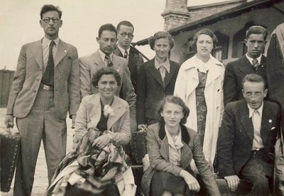 Liepaja 1937
Left to right.
Standing: Abram Paturski, Herman (Poiske) Meiertal, Salman Eidus,  Hene  Schagal, Genya Gleser, Benjamin (Jõmmi) Heiman
Sitting: Bekka Haitov, Sima Schkop, David Schagal

