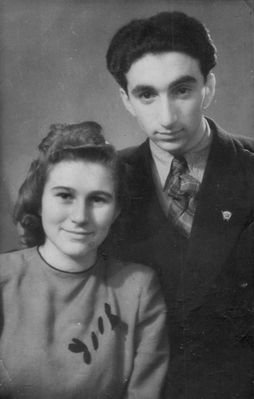Rusinov family 19/11/1948
Rafael Rusinov and Dveira Rusinov (Vigderhouse)
