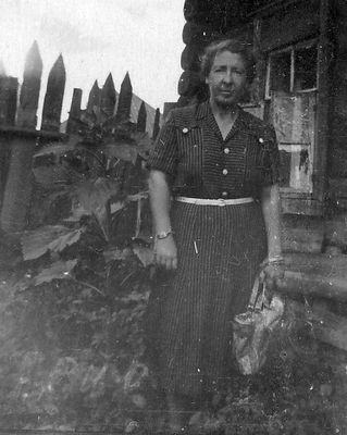 Meri Scheberstein in Malmyzh 1952/3
