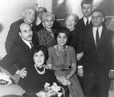 At Ida Delski birthday at Viru str. Tallinn ~ 1960
Left to right.
Standing - Miron Glant, Abe Luvistsuk, Hana Luvistsuk (Kamenovski), Mery Scheberstein (Fürst), ?, Anatoli Scheberstein 
Sitting - Tusja Delski, Ida Delski, Rosi Fürst (Prensky)
Keywords: [L] [G] [P] [S]