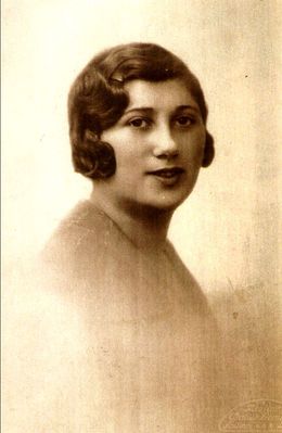 Polina Schein (Rapoport), 1932, Tallinn (1912 - 194x [img]http://muuseum.jewish.ee/md.gif[/img] )
Keywords: [S]