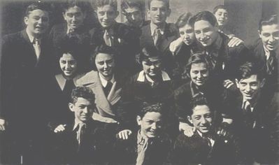 Tallinn - 1939. Jewish Gymnasium - 1939 (1941 graduates)
Left to right.
Bottom: Mischa Kats, Aharon (Harry) Rybka, Hirsch (Hiki) Gleser
Middle row: Lia Freidin (Rubinovitsch), Lydia Morein (Ivanovski), Passova (teacher), Sima Libman? , Schlomo Danziger
Top row: Mischa Dubovski?, Pessah (Petja) Freidin, Lew Braschinsky, Hardy Selitsky, Israel (Pipa) Migdal, Mischa?, ?, Jakov Strasch
