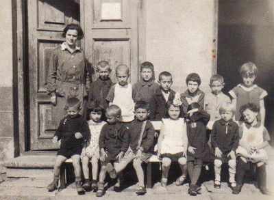 Valga kindergarten - 3/10/1929 - front side
Фребеличка (Froebel Educator): Frieda Sverdlov (Bachmat)
