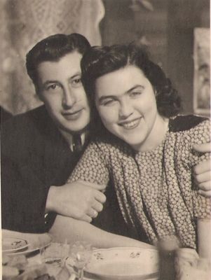 Aronovitsch - 1945
Jacob (Jascha) Aronovitsch and Hanna Aronovitsch (Eidelkind)
