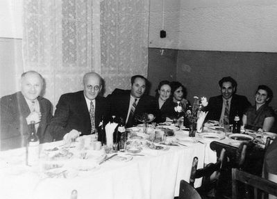 The wedding of Shimshon and Tamara Baron. 1955, Tartu
Left to right: Immanuel Mostovski, Boris Meilach, Schlomo Nechemia (Zundel) Mostovski, Noemi Mostovski (Itkin), ?, Abram Mostovski, Ljuba Mostovski (Igolnikov)

