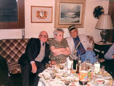 Boruhovs
Left to right: ?, Riva Shapira (Boruhov), Max Boruhov
