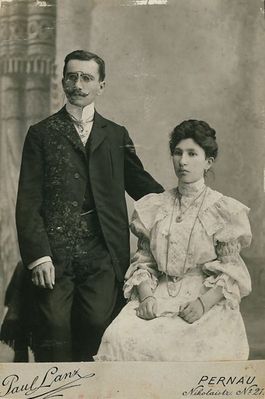 Brisk - Herman and Hilda  (~1904)
Herman Brisk and Hilda Brisk (nee Gordin)
Keywords: [G]