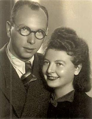 Friedman Hilly and Nanny (Permand) - 1946
