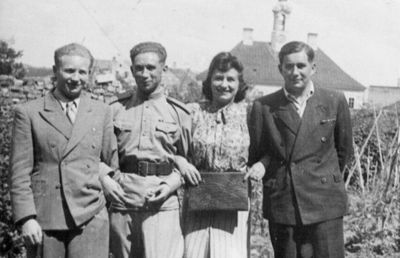 Fainmann
Left to right.
David, Avram, Dora and Jossi Fainmann
