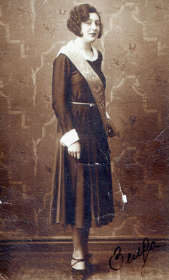 1931 - Ferdmann Selda (Sinaida) (maiden Donets) (1912-1987) - Miss Estonian Jew 1931
Keywords: [history]