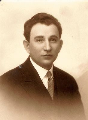 Epstein Solomon (1/5/1885 Tallinn - 25/5/1965)
The owner of the "Jockey club" shop on Viru 1 in Tallinn
Keywords: [E]