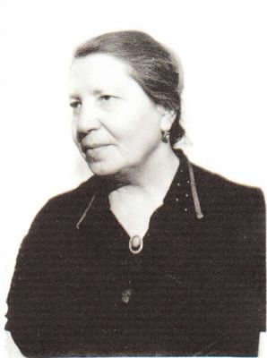 Vera Varypajev (Haitov)
sister of Abram-Rachmiel Haitov (1894)
