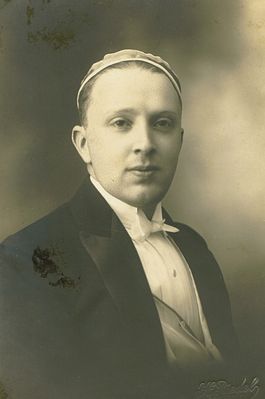 Josef Ginzburg. 2.4.1928. Tartu
Keywords: [hasmonei]