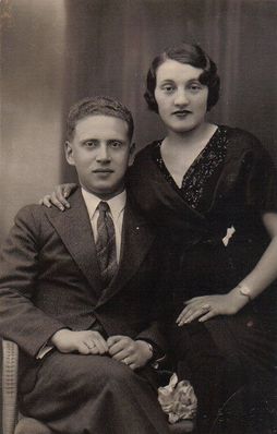 Goldberg Isak and Tsilla
