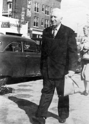 Sam Glickman in Florida USA
