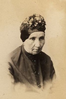 Gordin 
Mother of Hirsch Gordin, Asja Pakin's great great grandmother
