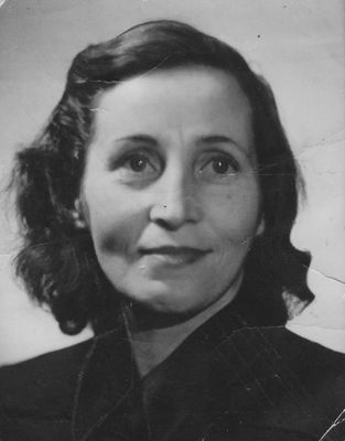 Tsipe Haitin (Strassman)
