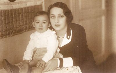 Anna (Totti) Klompus (Strasch) with Grigori (Goga) Klompus in 1930
