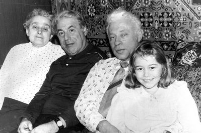 Klompus. 1991, Tallinn
Left to right
Lena Klompus (Leitman), Grigoriy Klompus (1929-1998), Anatoli Klompus, Julia Nosov
