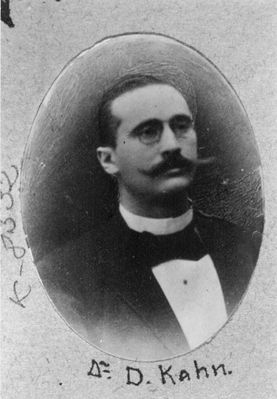 Kahn D. Dr
