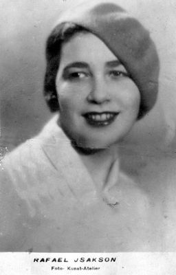 Ella Hirschhorn (Kats) (1914/5-2005)
Ella Kats was in 13 concentration camps during the WWII (the last one being Stutthof). After the war lived in USA. 
