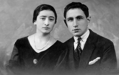 Meier Rusinov and Schore Rusinov (Leisermann)
