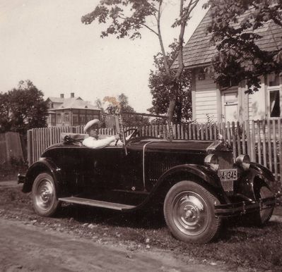 Moissei Gluschkin
Keywords: [G]