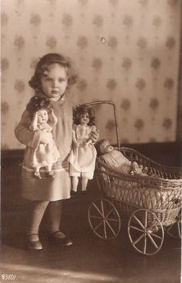 Mia Teischev - 10/6/1930
