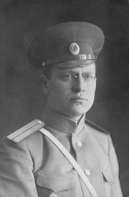 Klompus Maks in the Russian army
Keywords: [Medics]