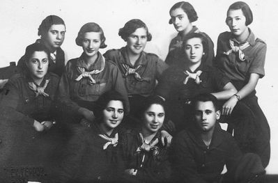1933 - Tallinn hashomer
Left to right: 
Sima Goren (Slosin), Riva Delski, Henni  (Ditman), Frieda Schats, Miriam Hirschman, Hinzi Gerschanovitsch, Dina Danzig 
Sitting: Becca Haitov, Meri Josselson, Lasik Goldberg (Riga) 
