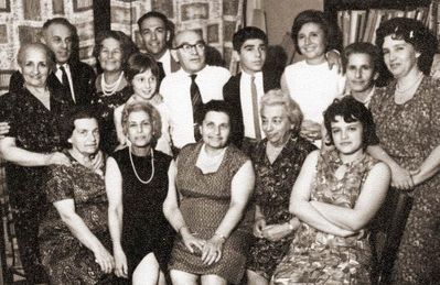 Jascha Rubanovitsch  75th Jubilee - 1965
Left to right.
Sitting: Frieda Pessin, Dora Gandelman, Ljuba Pessin, Rebecca Stark (Rubanovitsch), Sofa Paturski (Rubanovitsch)
Standing: Frieda Benenson (Rubanovitsch), Jascha Rubanovitsch, Nina Rubanovitsch, Haviva Konikoff, Borja Konikoff, Iosif (Jascha) Rubanovitsch, Fred Konikoff, Emmy Konikoff, Mira Pessin, Gita Rubanovitsch
