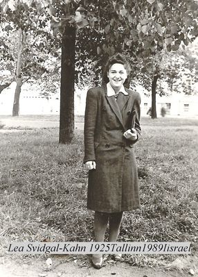 Svidgal (Kahn) Lea 1925-1989
Keywords: [K]