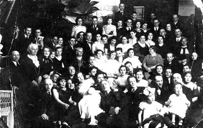Elieser Piel and Rosa Piel (Zimbalov) wedding - 24.3.1935 - Tallinn
Left to right.

IV row from top, V from left Fanja Rivka Zimbalov; in the middle Elieser ad Rosa Piel; left from them Ljuba Piel
