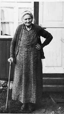 Michla Stark (14/3/1856-28/12/1938
