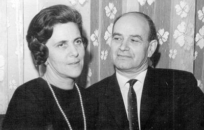Pakkins
Paula Pakkin (Josselov) (1917-1981) and Jossif Pakkin (1907-1968)
