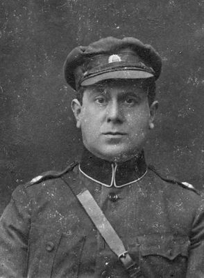 Perlman Arnold (1884-1969) in the army
