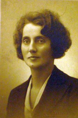 Helene Saidelson
Helene Saidelson (Seidelson)
